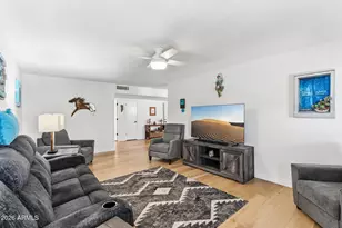 13812 N Whispering Lake Dr, Sun City, AZ 85351 - Photo 15