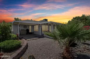 13812 N Whispering Lake Dr, Sun City, AZ 85351 - Photo 45