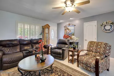 9521 W Oak Ridge Drive, Sun City, AZ 85351 - Photo 5