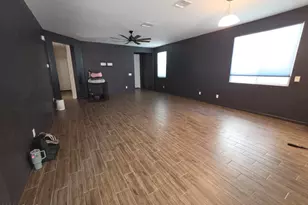 17353 W Patrick Ln, Surprise, AZ 85387 - Photo 5