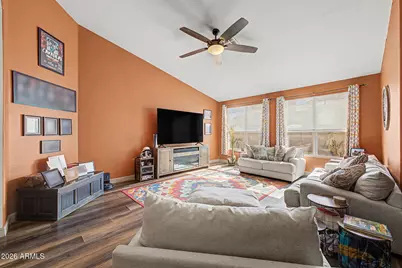 546 S Burk Street, Gilbert, AZ 85296 - Photo 5
