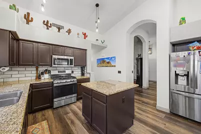 546 S Burk Street, Gilbert, AZ 85296 - Photo 13
