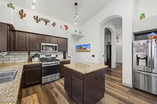 546 S Burk St, Gilbert, AZ 85296 - Photo 13
