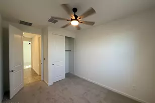 4235 W Yolanda Ln, San Tan Valley, AZ 85144 - Photo 9