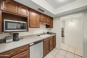 6957 W San Juan Ave, Glendale, AZ 85303 - Photo 15