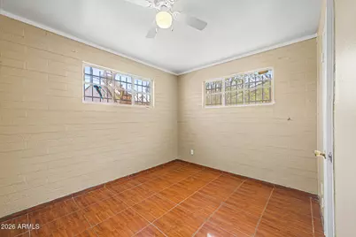 1823 E Sunland Avenue, Phoenix, AZ 85040 - Photo 17