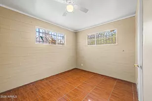 1823 E Sunland Ave, Phoenix, AZ 85040 - Photo 17