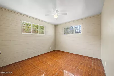 1823 E Sunland Avenue, Phoenix, AZ 85040 - Photo 15