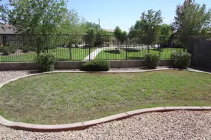 4083 S Hemet St, Gilbert, AZ 85297 - Photo 3