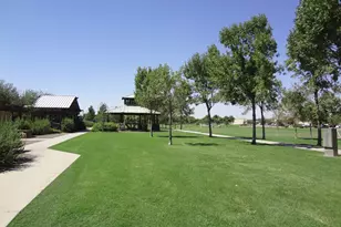 4083 S Hemet St, Gilbert, AZ 85297 - Photo 15
