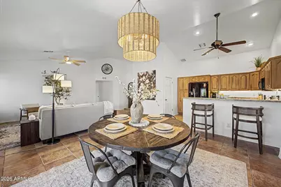 1109 W Wickieup Lane, Phoenix, AZ 85027 - Photo 9