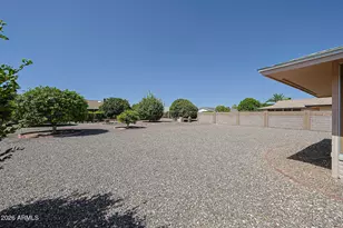 14228 N McPhee Dr, Sun City, AZ 85351 - Photo 5