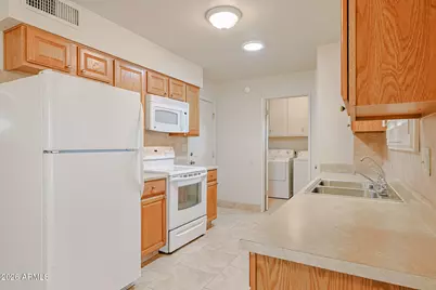 14228 N McPhee Drive, Sun City, AZ 85351 - Photo 17