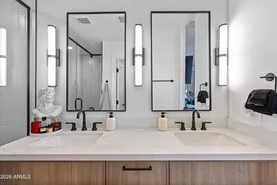 8614 E Highland Avenue, Scottsdale, AZ 85251 - Photo 31