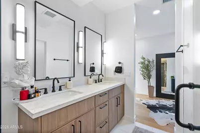 8614 E Highland Avenue, Scottsdale, AZ 85251 - Photo 27