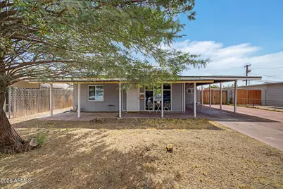 1817 N 38th Drive, Phoenix, AZ 85009 - Photo 1