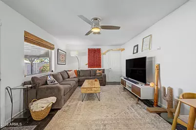 8913 N 17th Lane, Phoenix, AZ 85021 - Photo 9