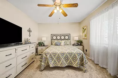 10619 W Salem Drive, Sun City, AZ 85351 - Photo 19
