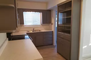 814 E Lamar Rd, Phoenix, AZ 85014 - Photo 3