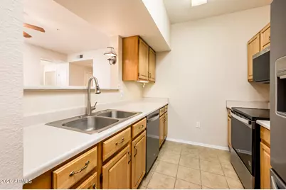 14950 W Mountain View Boulevard #7104, Surprise, AZ 85374 - Photo 11