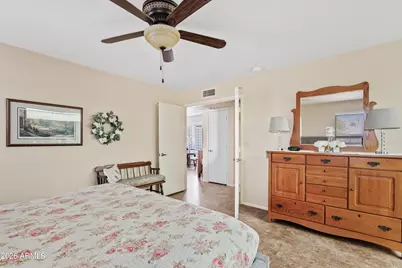 7713 E Navarro Avenue, Mesa, AZ 85209 - Photo 9