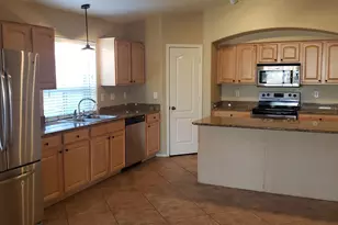 21622 N Dietz Dr, Maricopa, AZ 85138 - Photo 5