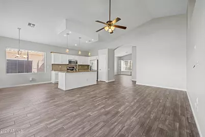 2428 E Cielo Grande Avenue, Phoenix, AZ 85024 - Photo 9