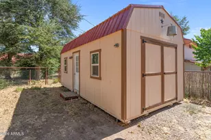 17574 W Foothill Rd, Yarnell, AZ 85362 - Photo 15