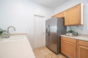 10058 E Kilarea Ave, Mesa, AZ 85209 - Photo 11