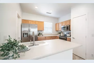10058 E Kilarea Avenue, Mesa, AZ 85209 - Photo 9