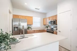 10058 E Kilarea Ave, Mesa, AZ 85209 - Photo 9