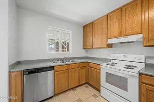 7008 N 12th St, Phoenix, AZ 85020 - Photo 11