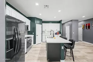 15901 S Saxon Rd, Arizona City, AZ 85123 - Photo 7
