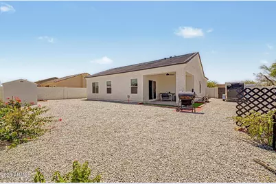 15901 S Saxon Road, Arizona City, AZ 85123 - Photo 19