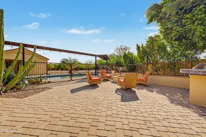 3530 N 200th Drive, Buckeye, AZ 85396 - Photo 9