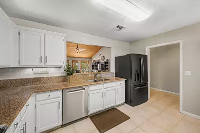 8822 W Purdue Avenue, Peoria, AZ 85345 - Photo 15