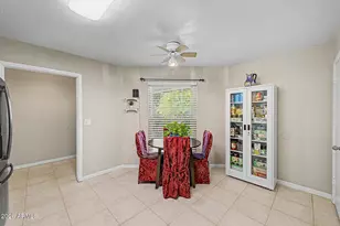 8822 W Purdue Ave, Peoria, AZ 85345 - Photo 11
