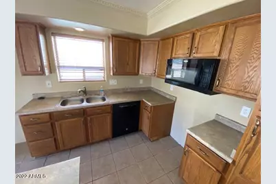 16042 W Latham Street, Goodyear, AZ 85338 - Photo 11