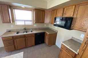 16042 W Latham St, Goodyear, AZ 85338 - Photo 11