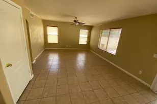 16042 W Latham St, Goodyear, AZ 85338 - Photo 7
