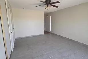 10650 N 49th Ave, Glendale, AZ 85304 - Photo 43