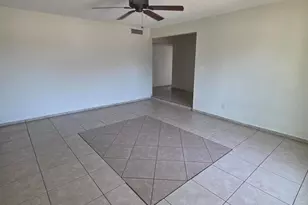 10650 N 49th Ave, Glendale, AZ 85304 - Photo 15