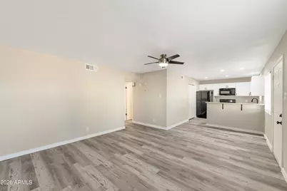 2726 E Beck Lane, Phoenix, AZ 85032 - Photo 1