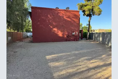 2726 E Beck Lane, Phoenix, AZ 85032 - Photo 13