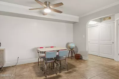 3825 E Camelback Road #214, Phoenix, AZ 85018 - Photo 9