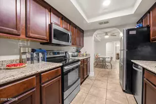 3825 E Camelback Rd, Phoenix, AZ 85018 - Photo 11