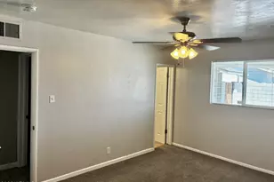 1041 W 18th St, Tempe, AZ 85281 - Photo 17