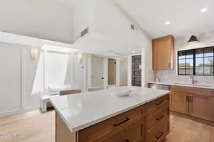 8344 N 21st Dr, Phoenix, AZ 85021 - Photo 11
