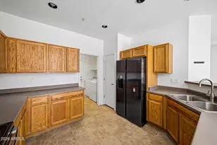 1432 N 80th Dr, Phoenix, AZ 85043 - Photo 13