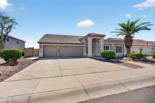 15310 N 80th Ln, Peoria, AZ 85381 - Photo 3